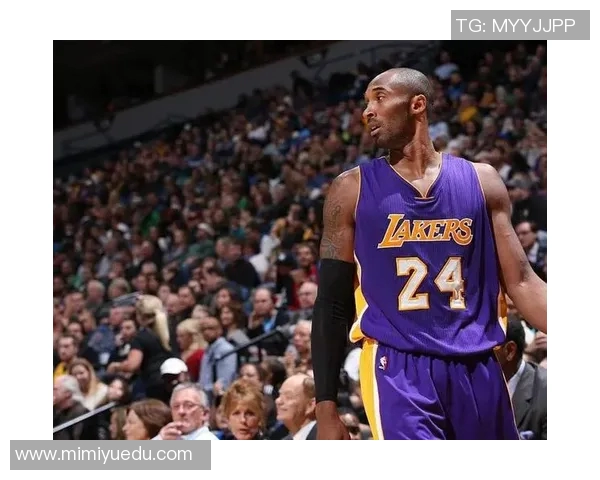 星光璀璨的绿茵场上 足球传奇与梦想交织成最美的奇迹